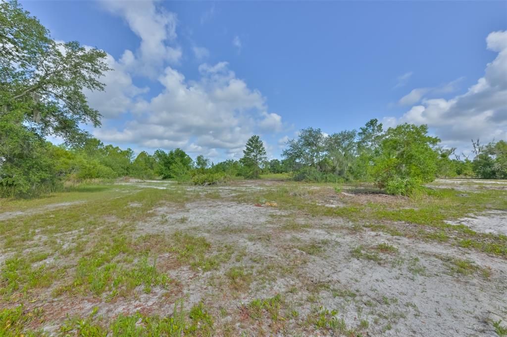For Sale: $1,100,000 (0 beds, 0 baths, 5612 Square Feet)