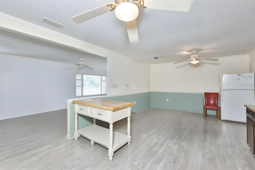 For Sale: $1,100,000 (0 beds, 0 baths, 5612 Square Feet)