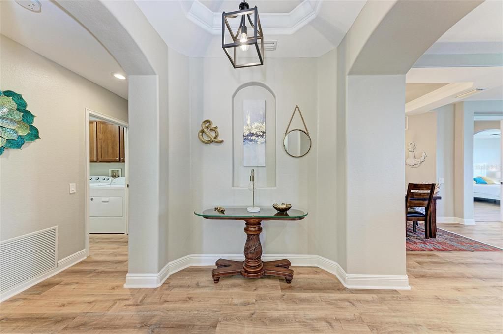 For Sale: $535,000 (3 beds, 2 baths, 1748 Square Feet)