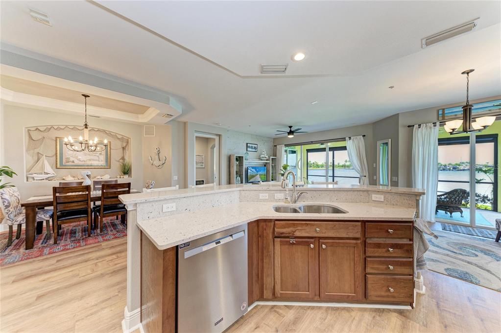 For Sale: $535,000 (3 beds, 2 baths, 1748 Square Feet)