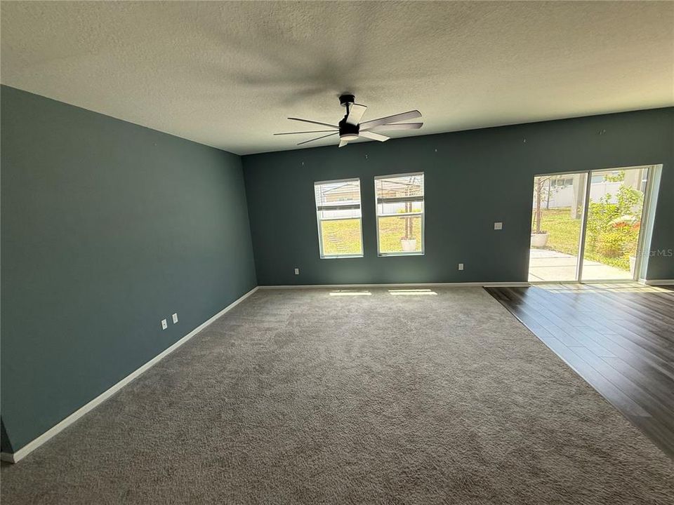 For Sale: $373,000 (5 beds, 3 baths, 2702 Square Feet)