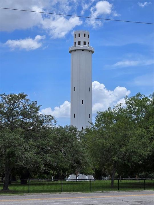 Active With Contract: $179,900 (2 beds, 0 baths, 1156 Square Feet)