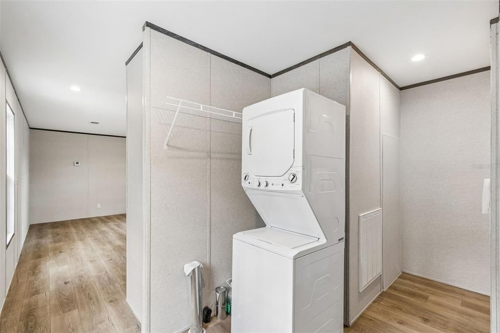 En Venta: $239,900 (2 camas, 2 baños, 746 Pies cuadrados)