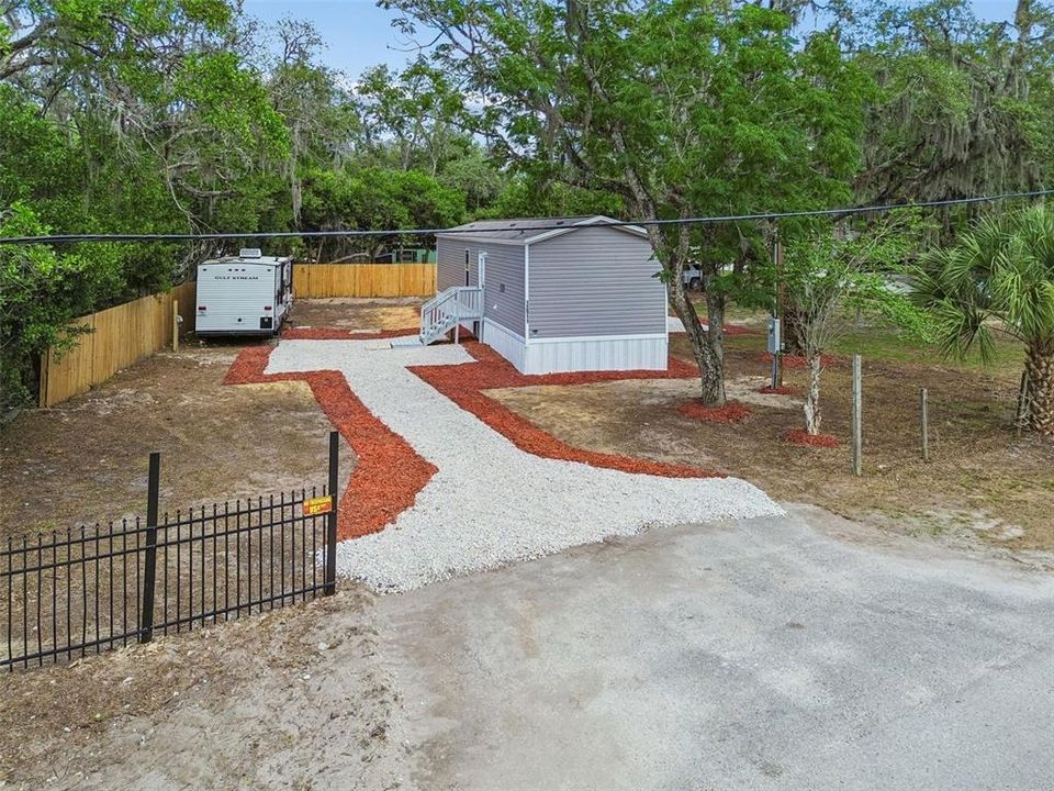 En Venta: $239,900 (2 camas, 2 baños, 746 Pies cuadrados)