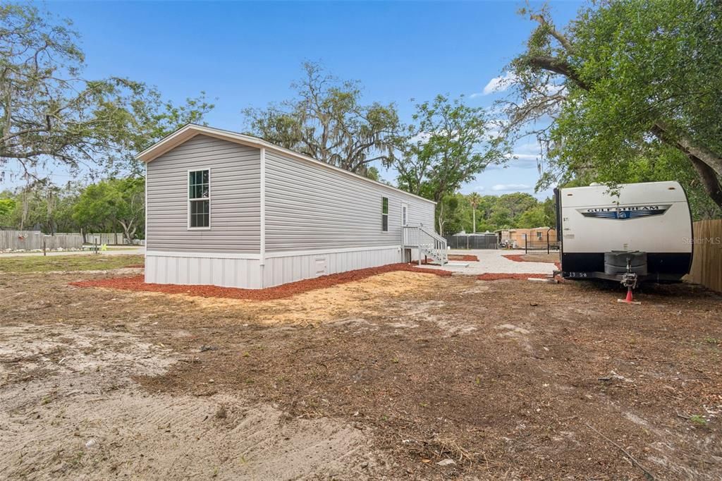 En Venta: $239,900 (2 camas, 2 baños, 746 Pies cuadrados)