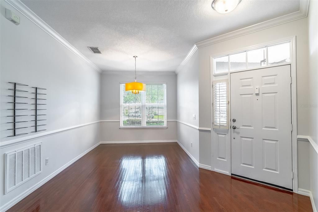 For Rent: $3,500 (3 beds, 2 baths, 1558 Square Feet)