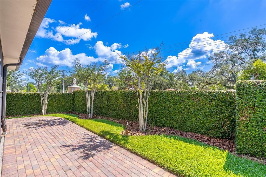 For Rent: $3,500 (3 beds, 2 baths, 1558 Square Feet)