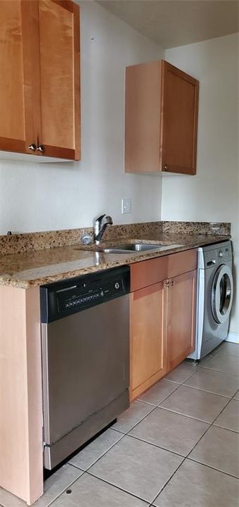 В аренду: $1,650 (1 спален, 1 ванн, 561 Квадратных фут)