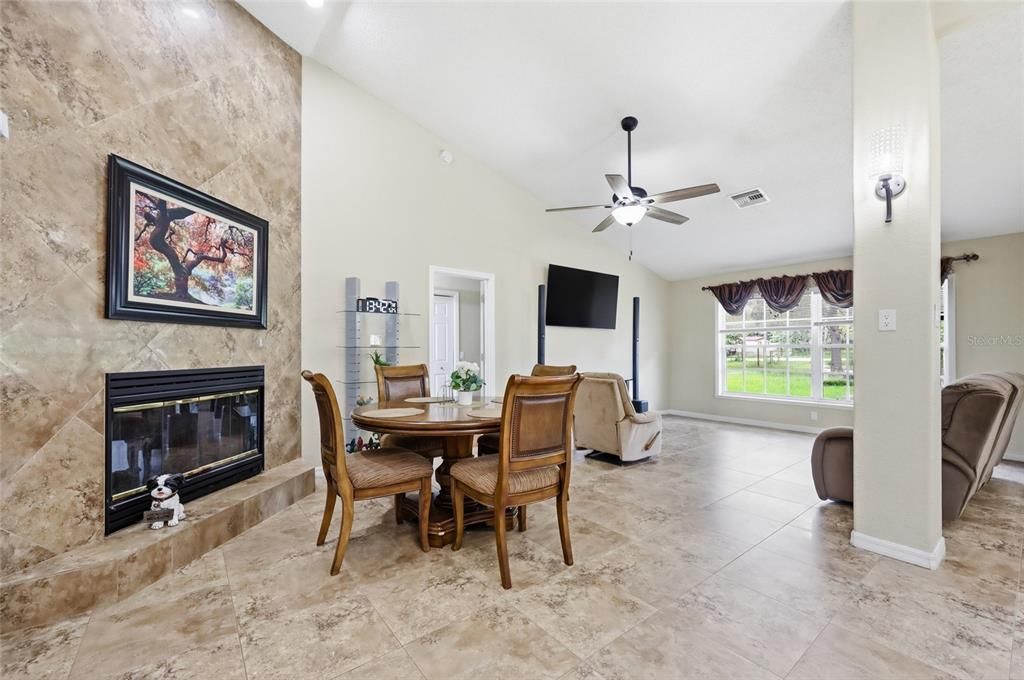 For Sale: $425,000 (3 beds, 2 baths, 1838 Square Feet)