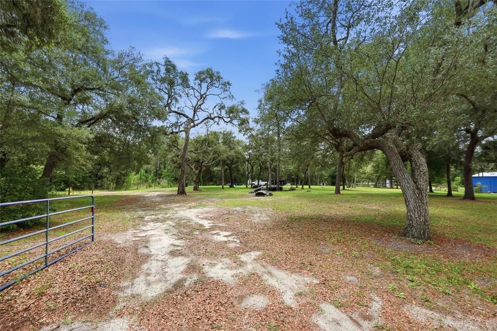 For Sale: $425,000 (3 beds, 2 baths, 1838 Square Feet)