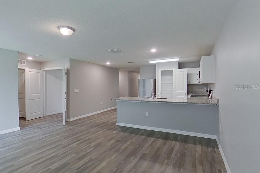 For Rent: $1,795 (4 beds, 2 baths, 1449 Square Feet)