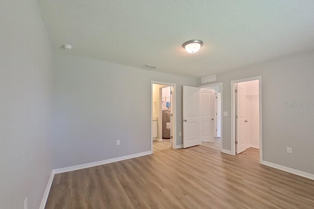 For Rent: $1,795 (4 beds, 2 baths, 1449 Square Feet)