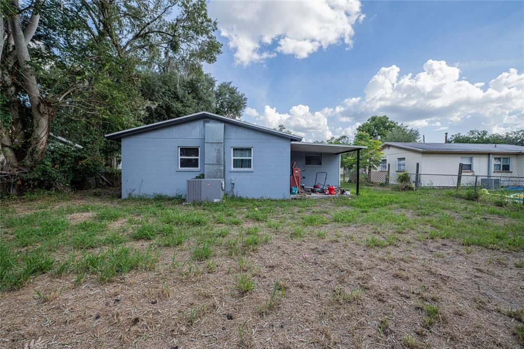 For Sale: $189,000 (4 beds, 1 baths, 840 Square Feet)