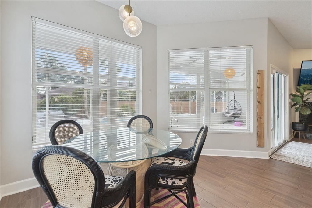 Active With Contract: $624,900 (4 beds, 3 baths, 2991 Square Feet)
