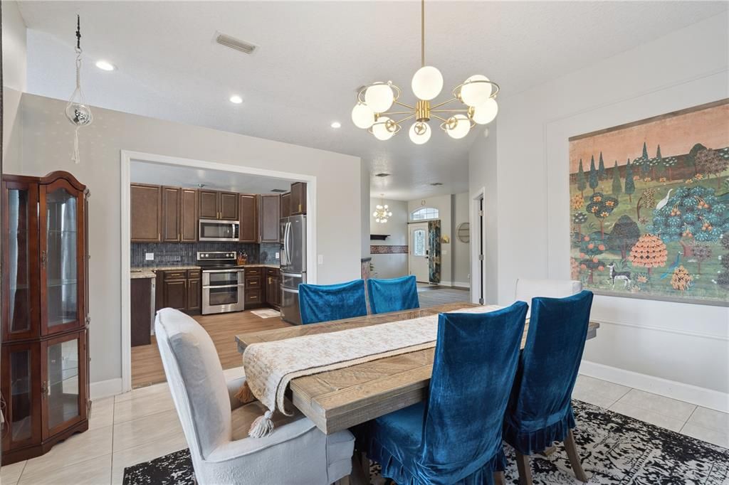 Active With Contract: $624,900 (4 beds, 3 baths, 2991 Square Feet)