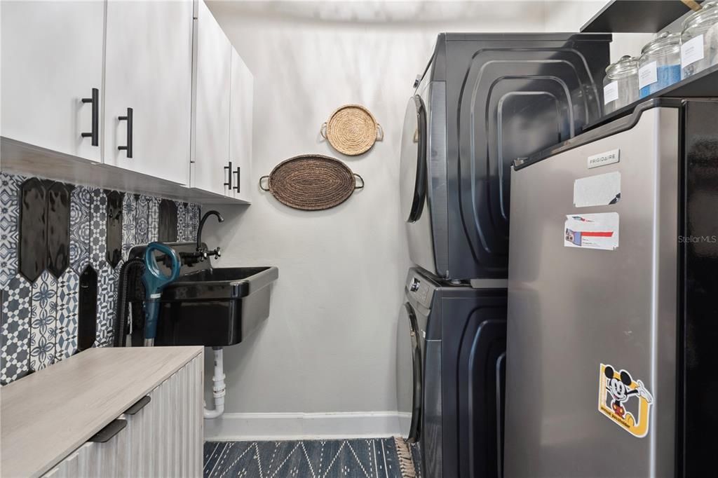 Active With Contract: $624,900 (4 beds, 3 baths, 2991 Square Feet)