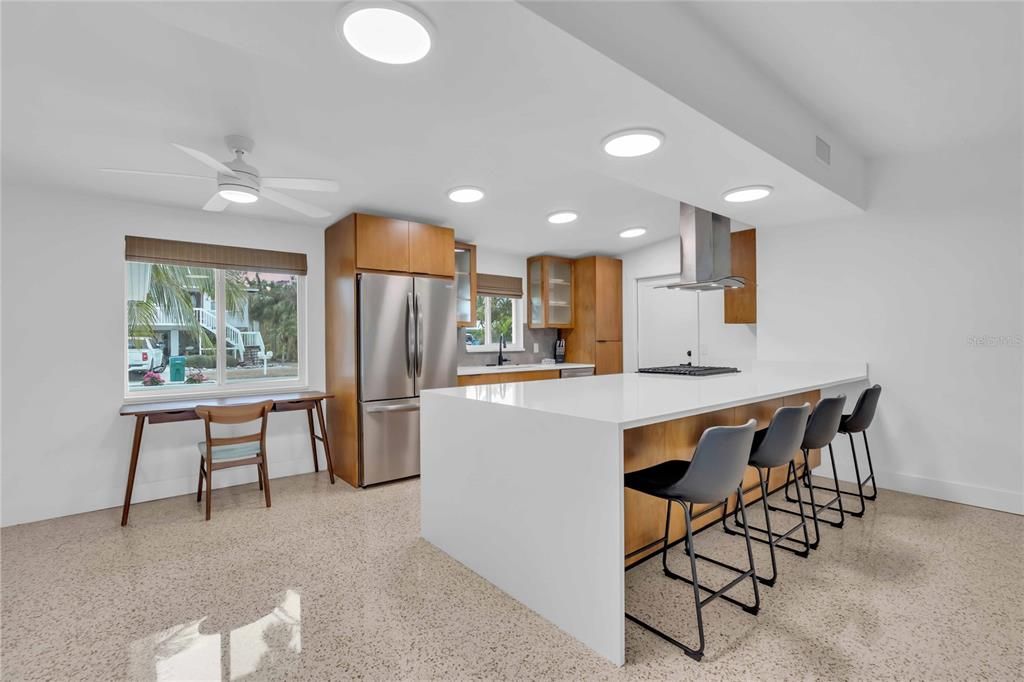 For Sale: $1,550,000 (3 beds, 2 baths, 1502 Square Feet)