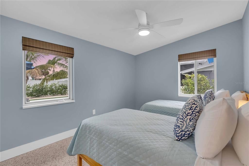 For Sale: $1,550,000 (3 beds, 2 baths, 1502 Square Feet)