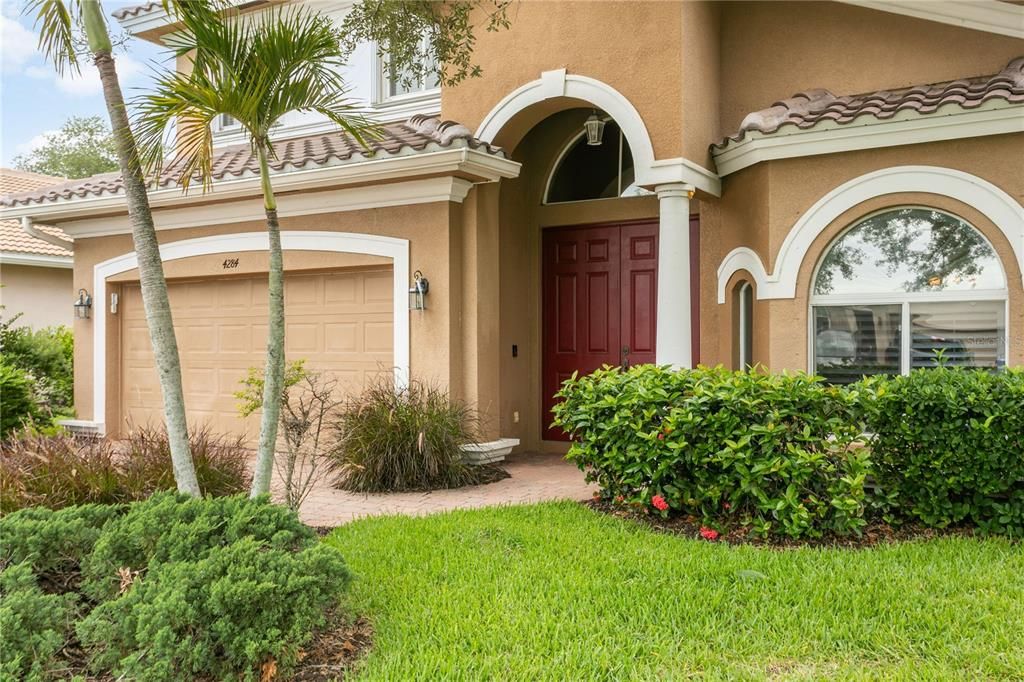 For Sale: $405,000 (3 beds, 2 baths, 2354 Square Feet)