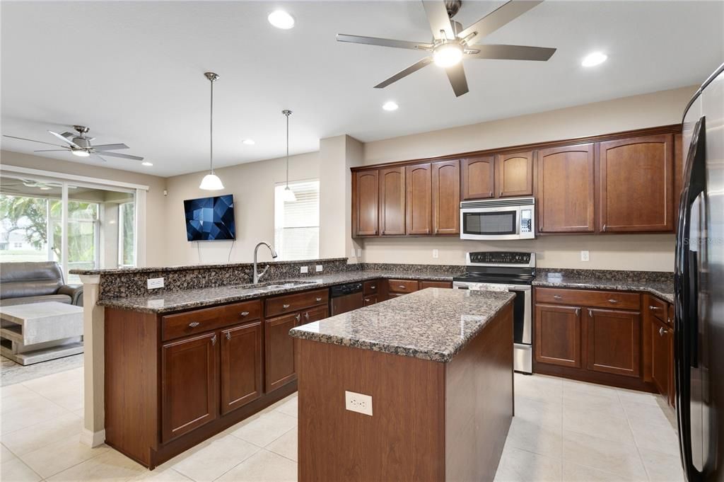 For Sale: $405,000 (3 beds, 2 baths, 2354 Square Feet)