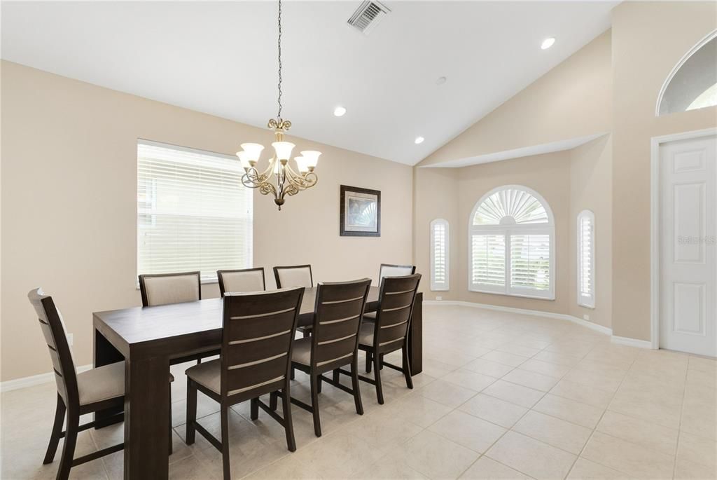 For Sale: $405,000 (3 beds, 2 baths, 2354 Square Feet)