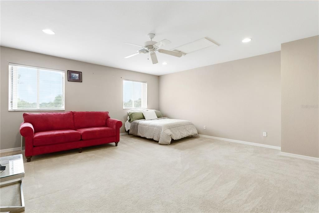 For Sale: $405,000 (3 beds, 2 baths, 2354 Square Feet)