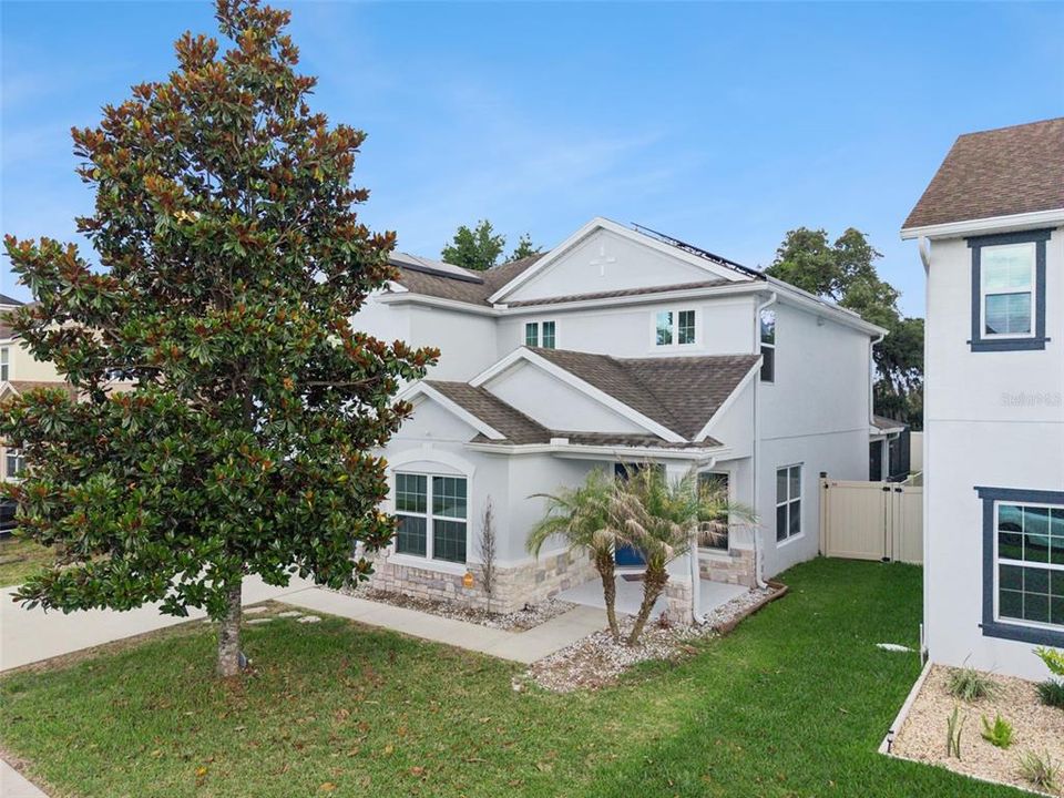 For Sale: $620,000 (5 beds, 3 baths, 2635 Square Feet)