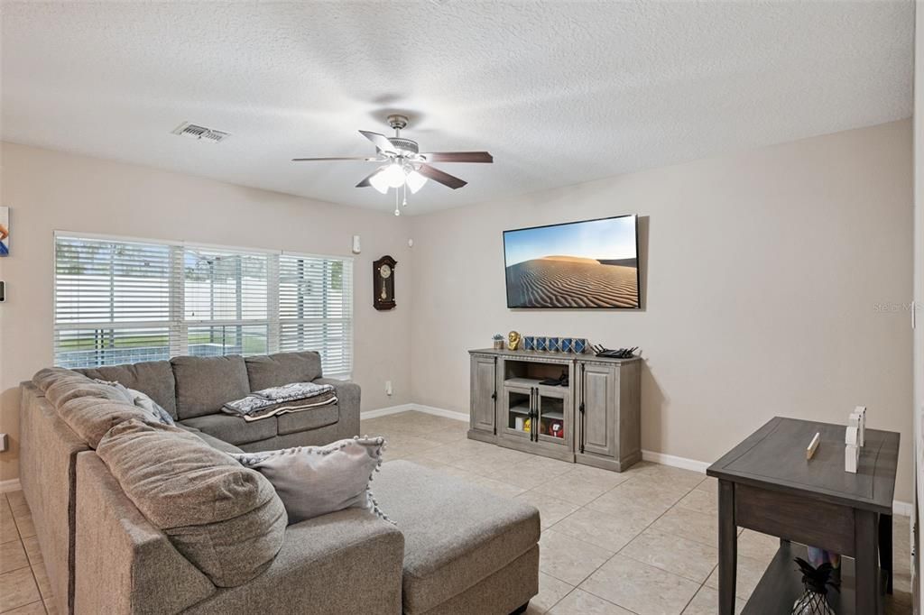 For Sale: $620,000 (5 beds, 3 baths, 2635 Square Feet)