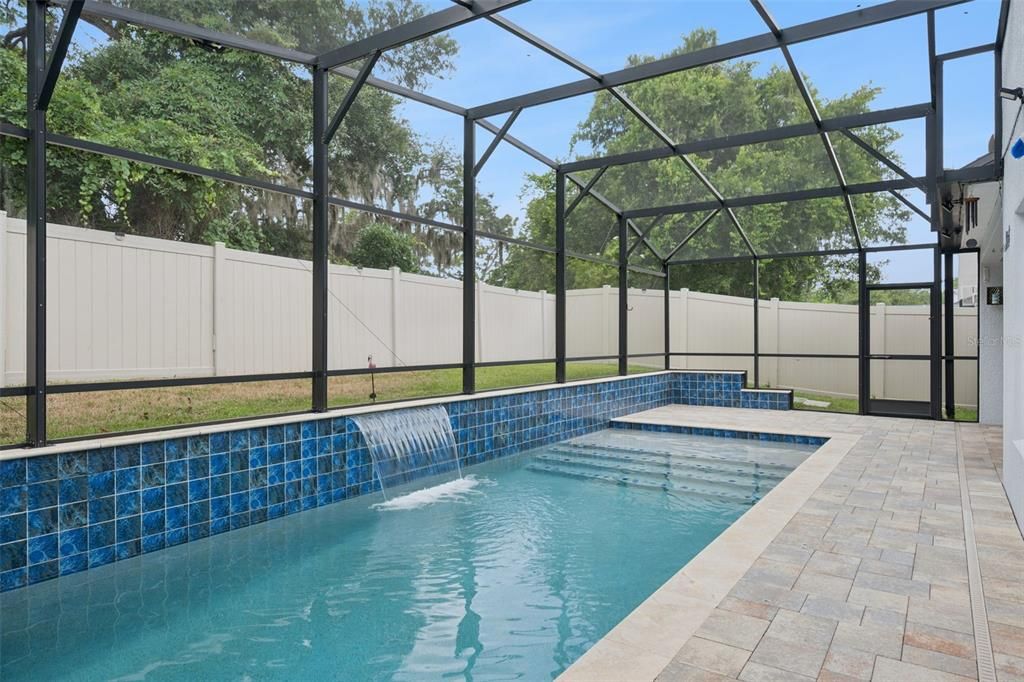 For Sale: $620,000 (5 beds, 3 baths, 2635 Square Feet)