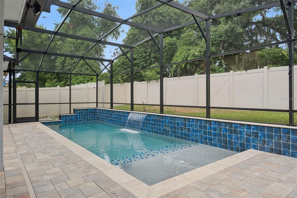 For Sale: $620,000 (5 beds, 3 baths, 2635 Square Feet)