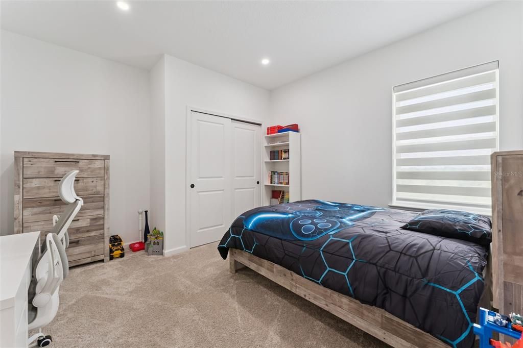 For Sale: $978,800 (5 beds, 4 baths, 3606 Square Feet)