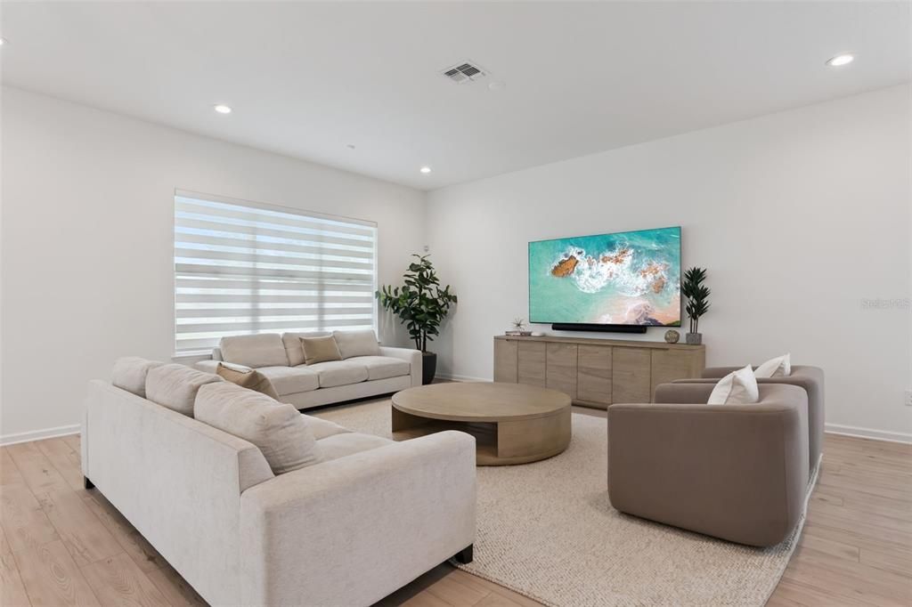For Sale: $978,800 (5 beds, 4 baths, 3606 Square Feet)