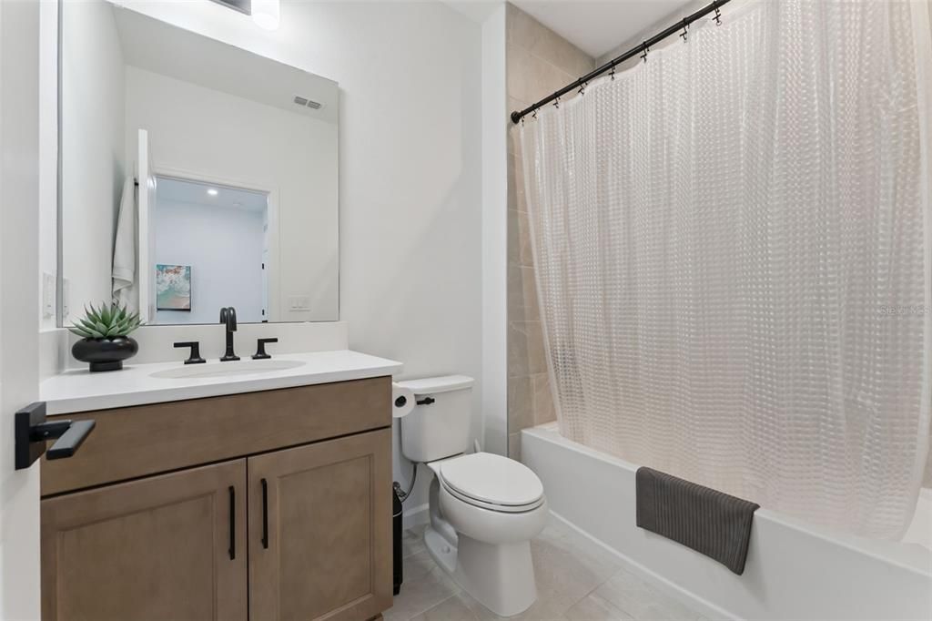 For Sale: $978,800 (5 beds, 4 baths, 3606 Square Feet)