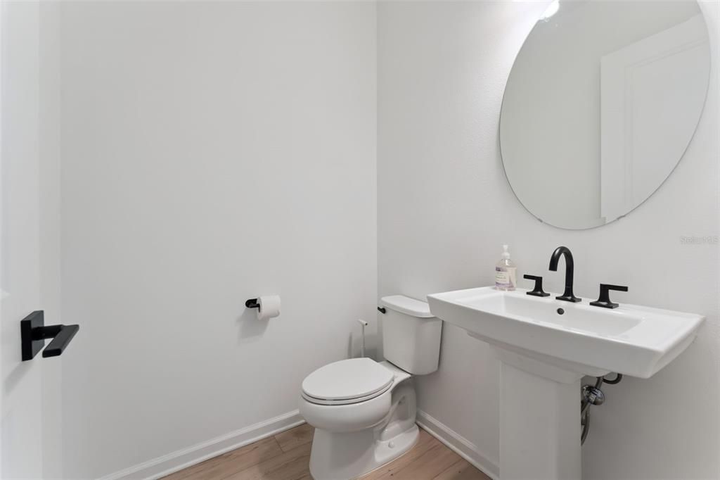 For Sale: $978,800 (5 beds, 4 baths, 3606 Square Feet)