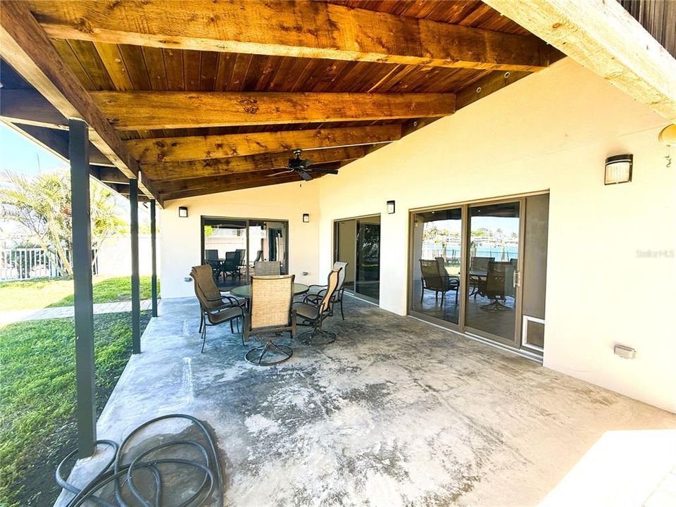 For Rent: $4,995 (3 beds, 2 baths, 1754 Square Feet)