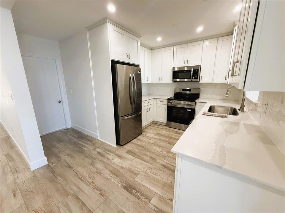 For Rent: $4,995 (3 beds, 2 baths, 1754 Square Feet)