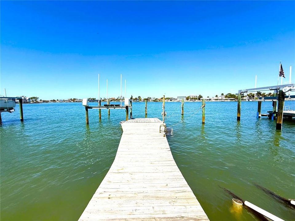 For Rent: $4,995 (3 beds, 2 baths, 1754 Square Feet)