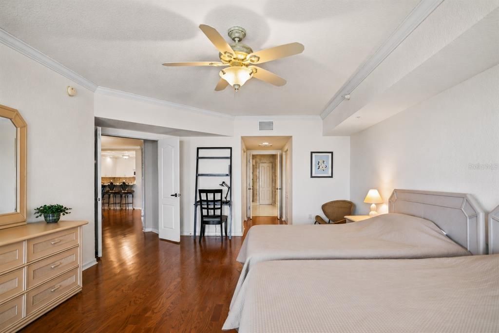 For Sale: $1,650,000 (3 beds, 3 baths, 2455 Square Feet)