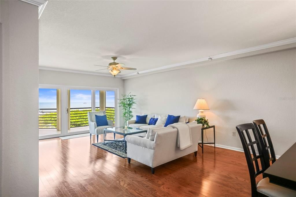 For Sale: $1,650,000 (3 beds, 3 baths, 2455 Square Feet)