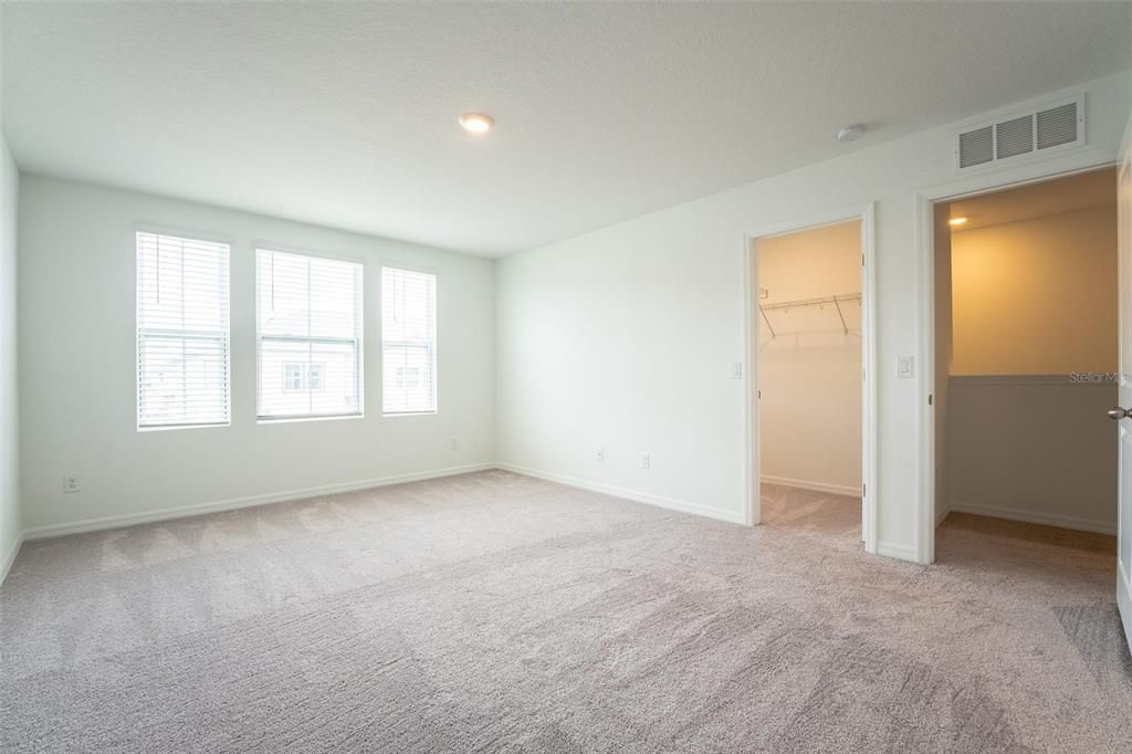 For Sale: $365,000 (3 beds, 2 baths, 1622 Square Feet)