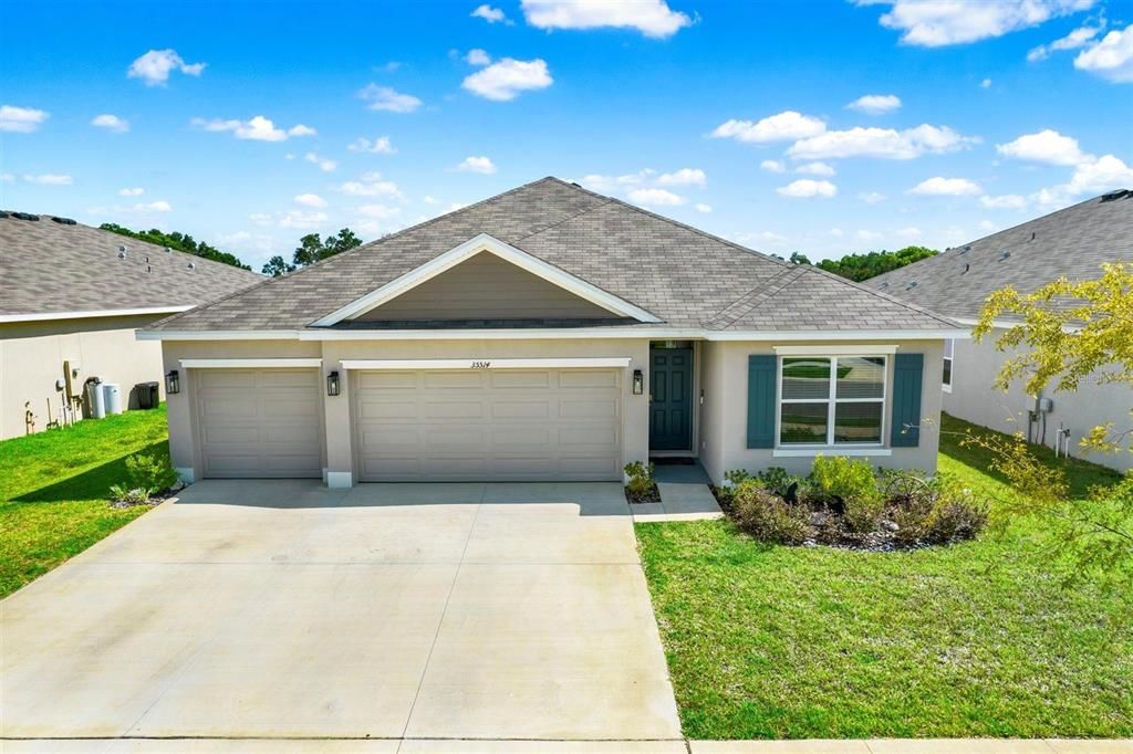 For Rent: $2,400 (4 beds, 3 baths, 2020 Square Feet)