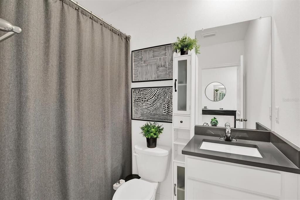For Rent: $2,400 (4 beds, 3 baths, 2020 Square Feet)