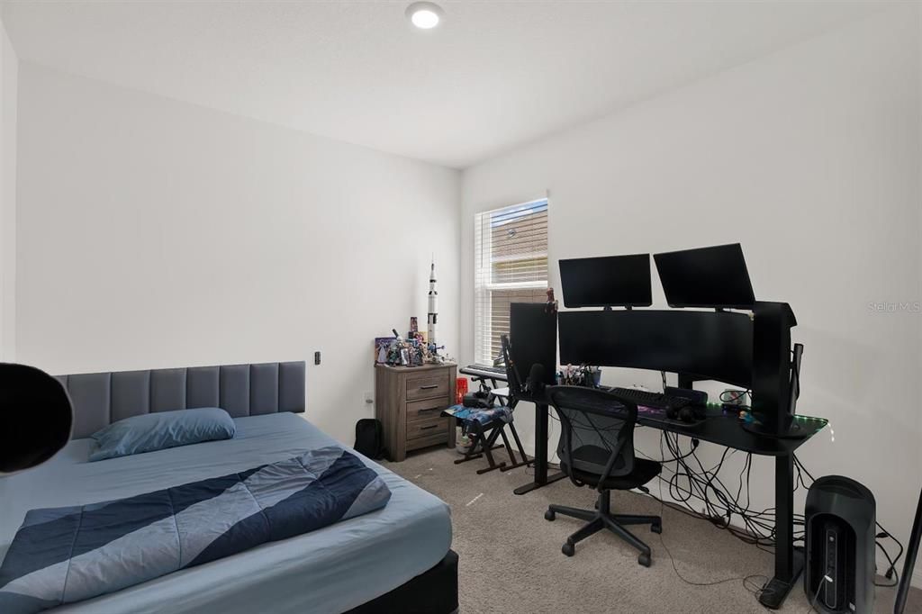 For Rent: $2,400 (4 beds, 3 baths, 2020 Square Feet)