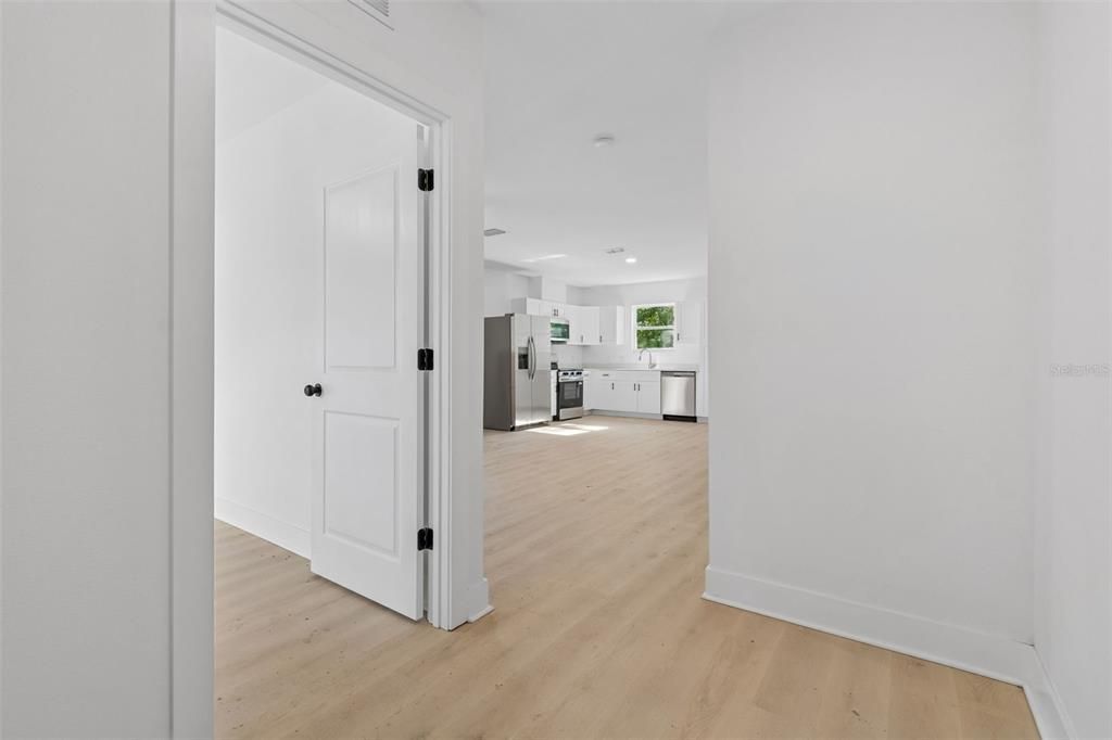 For Rent: $1,850 (4 beds, 2 baths, 1362 Square Feet)