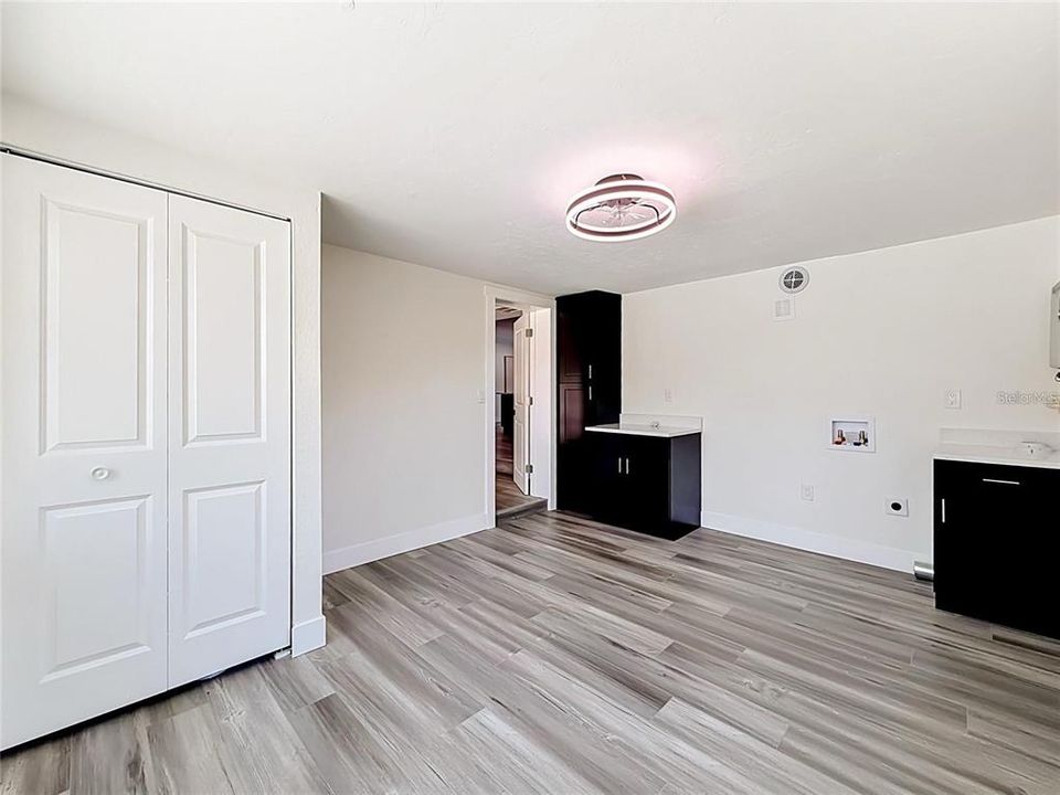 For Sale: $599,999 (4 beds, 3 baths, 1840 Square Feet)