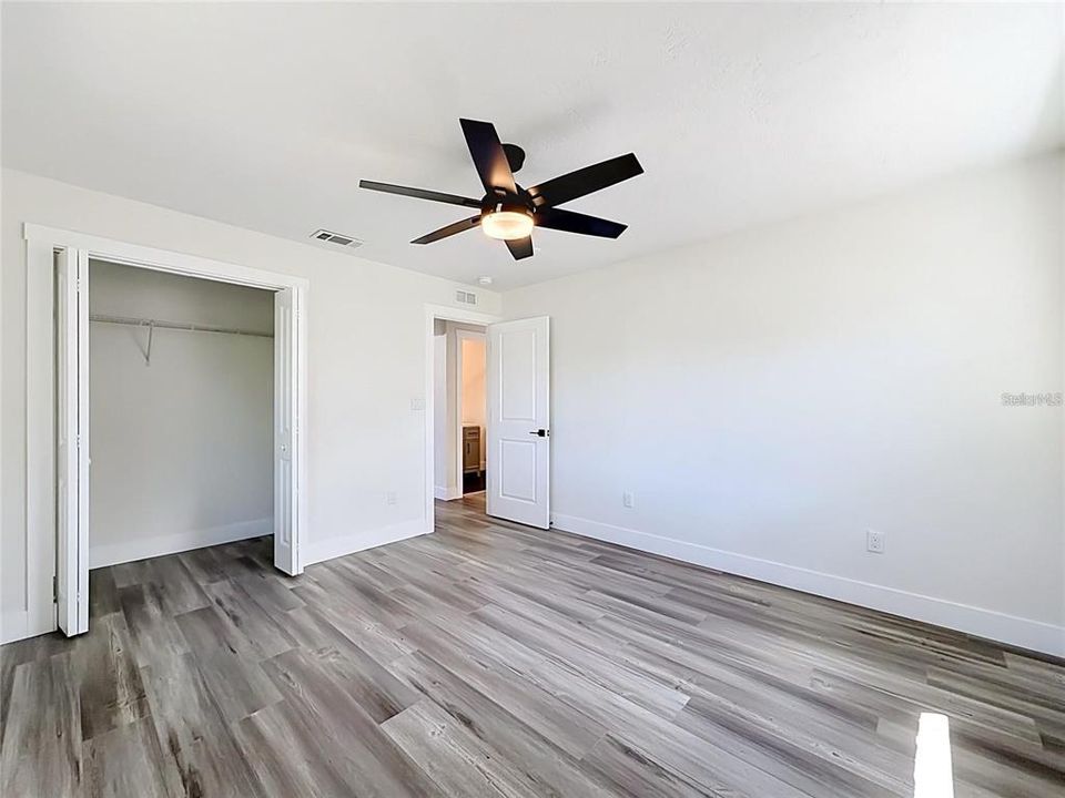 For Sale: $599,999 (4 beds, 3 baths, 1840 Square Feet)