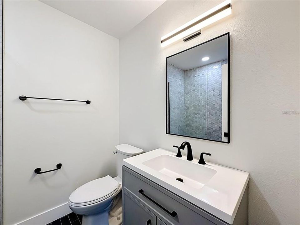 For Sale: $599,999 (4 beds, 3 baths, 1840 Square Feet)