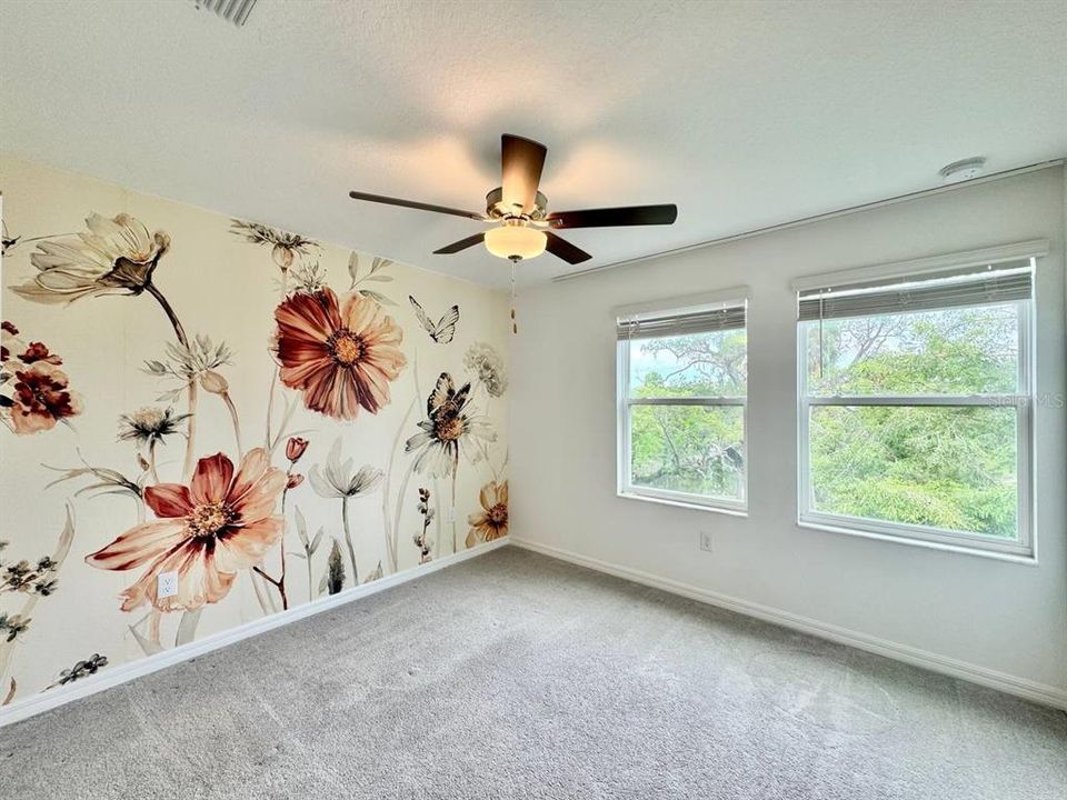 For Rent: $3,000 (3 beds, 3 baths, 1945 Square Feet)