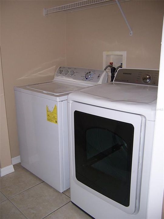 В аренду: $2,595 (4 спален, 2 ванн, 2154 Квадратных фут)