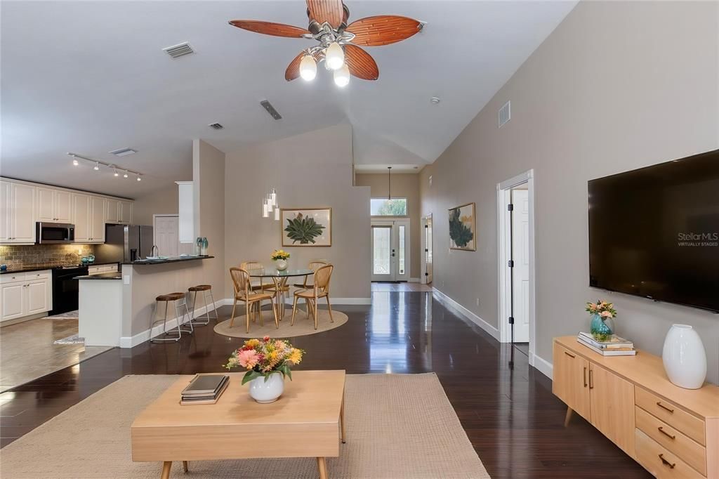 For Sale: $389,000 (3 beds, 2 baths, 1950 Square Feet)